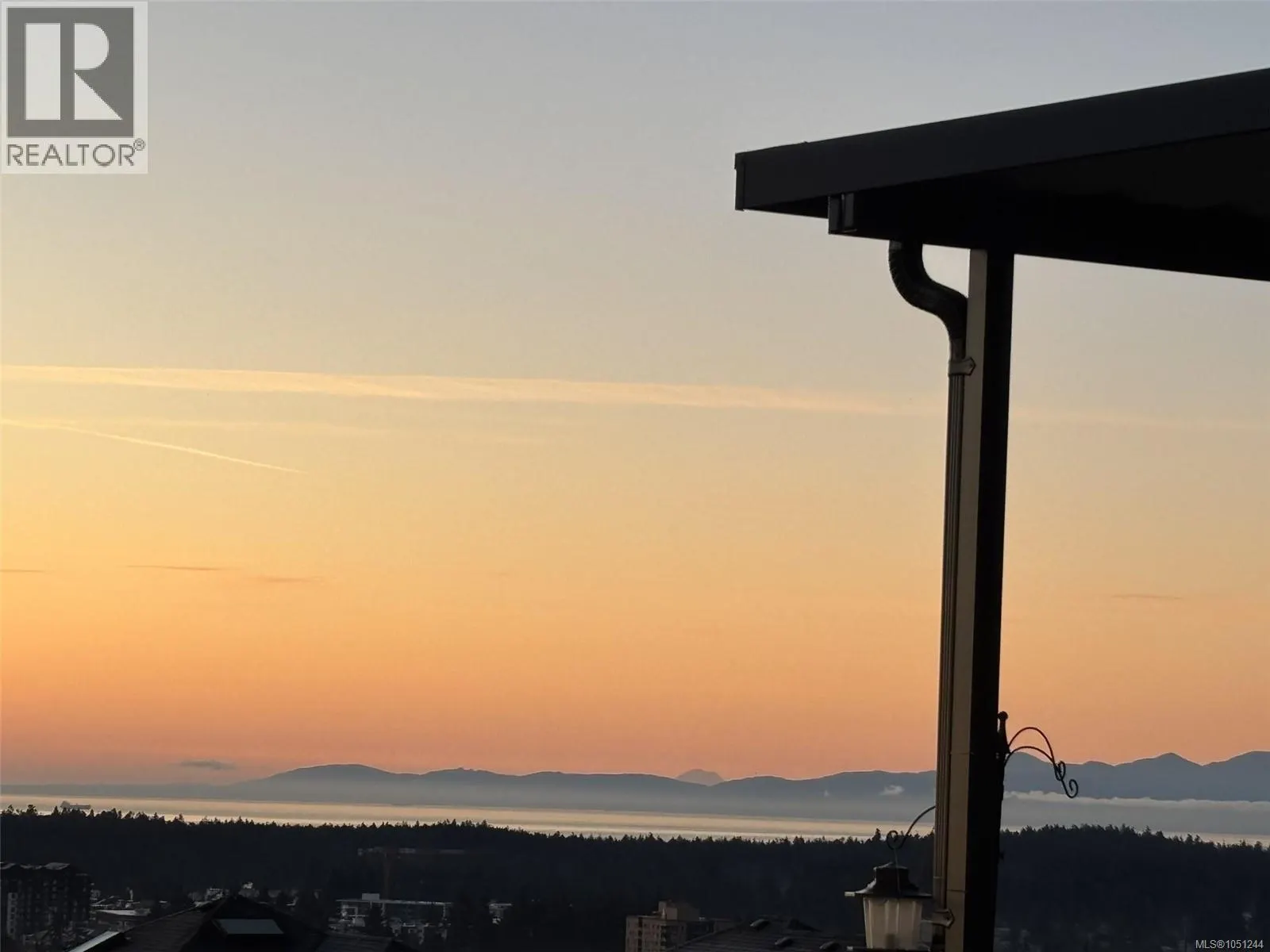 2403 Azurite Cres