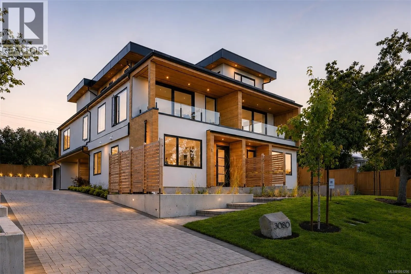 2 3080 Oakdowne Rd