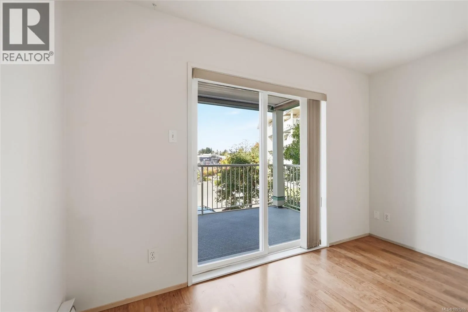 205 4971 Songbird Pl