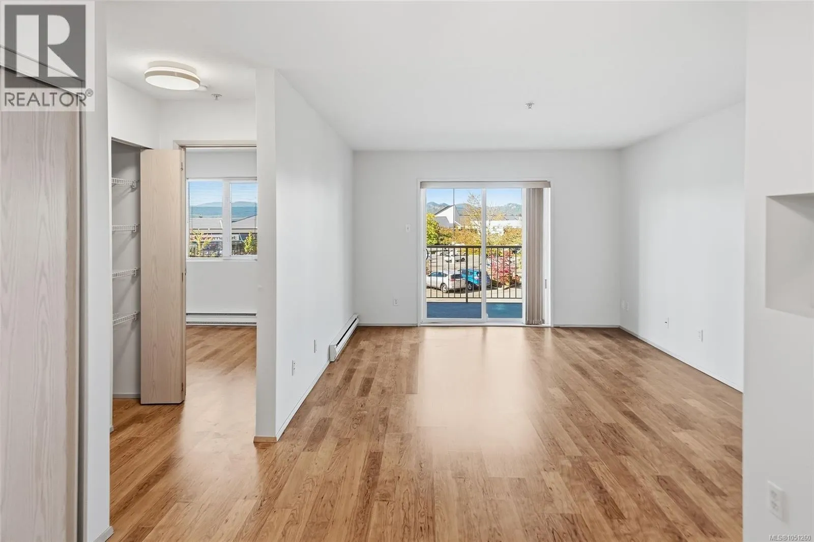 205 4971 Songbird Pl