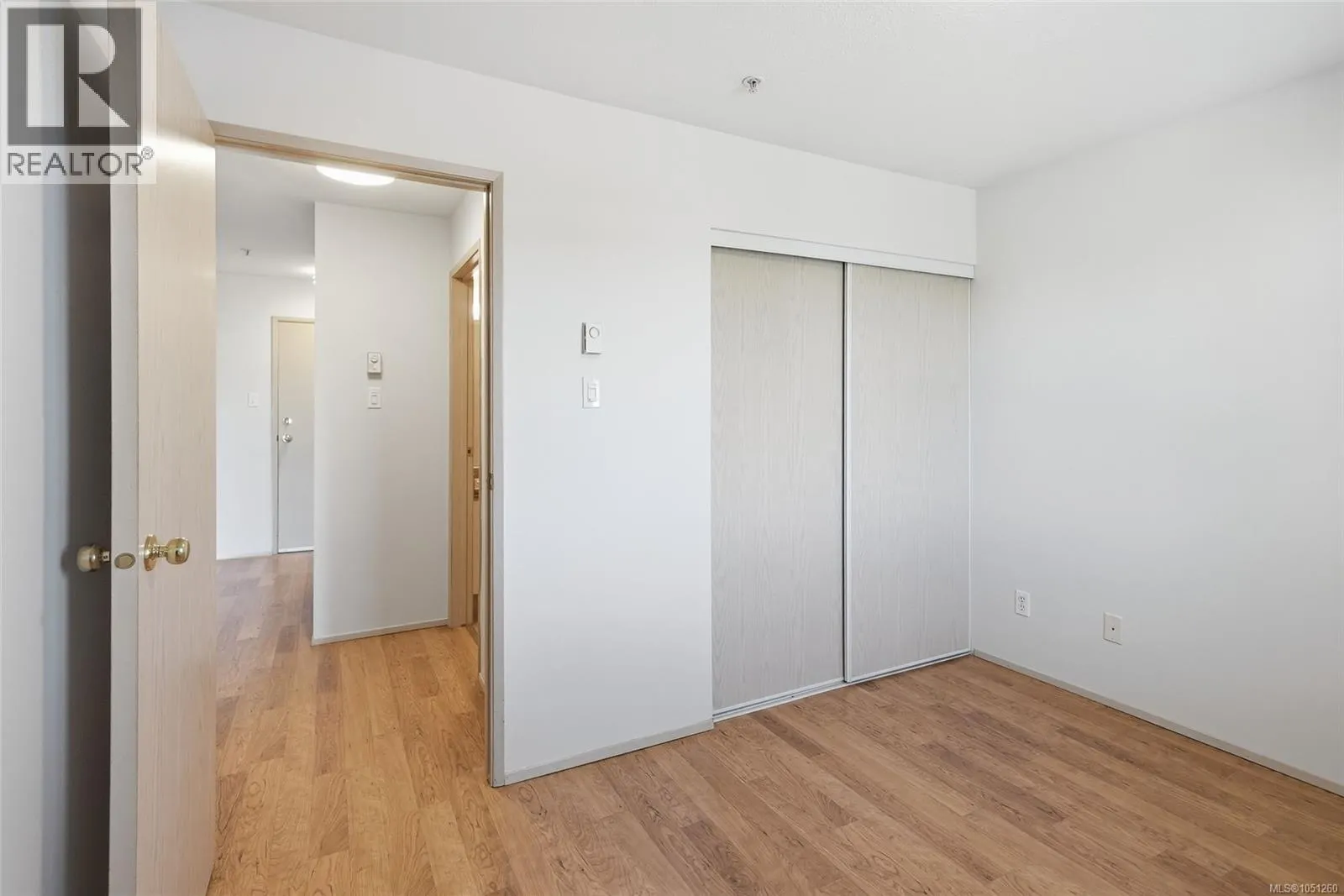 205 4971 Songbird Pl