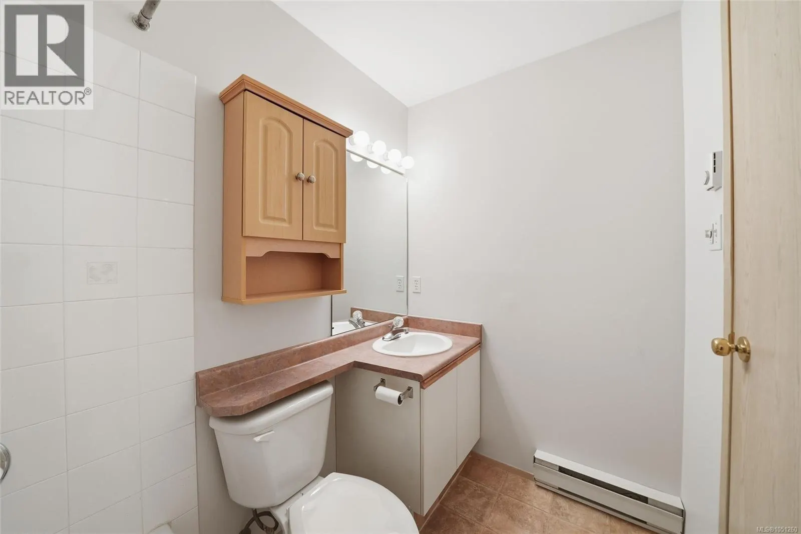 205 4971 Songbird Pl