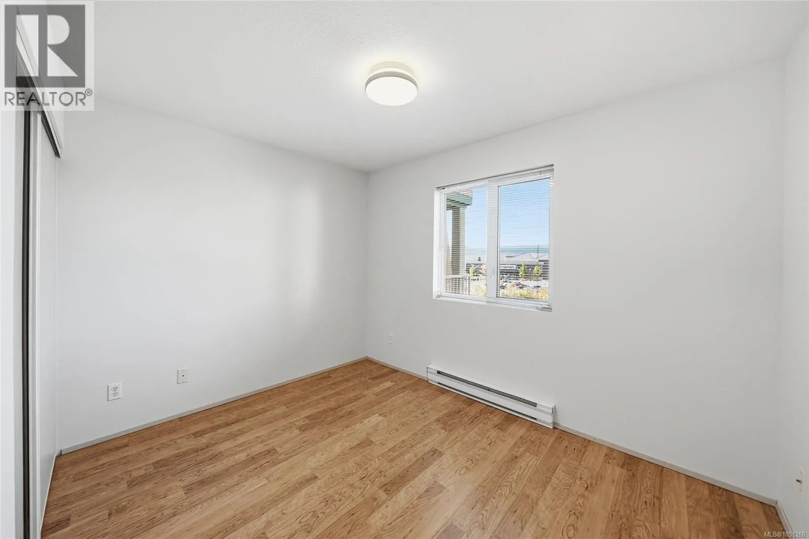 205 4971 Songbird Pl