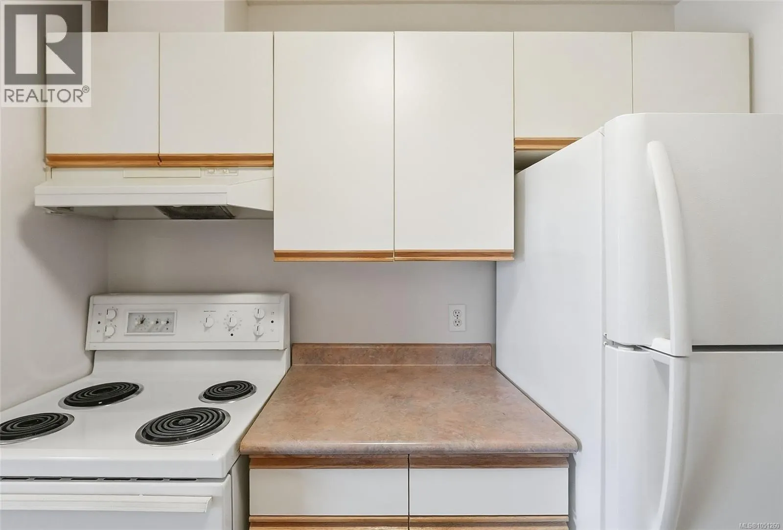 205 4971 Songbird Pl