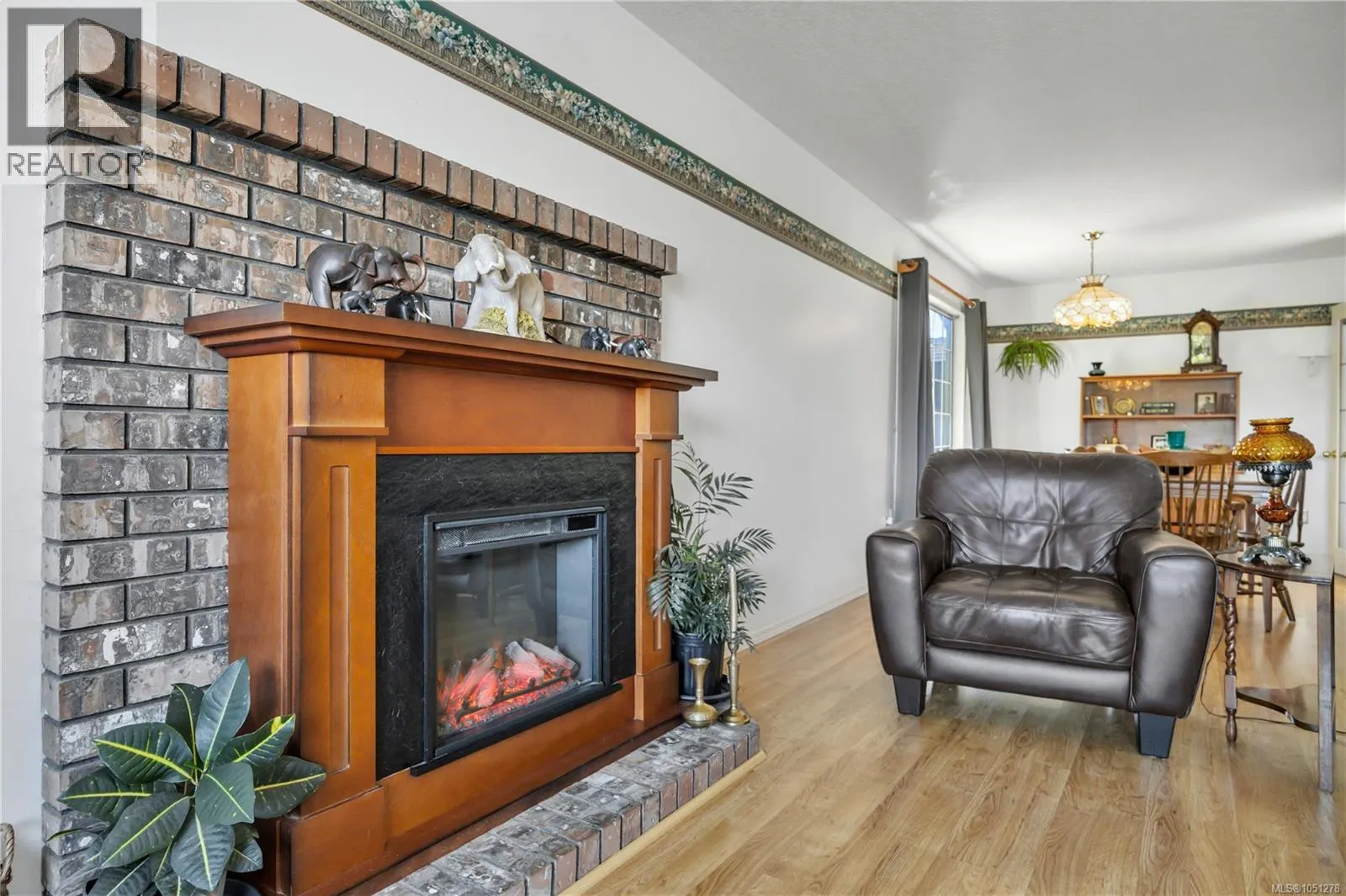 702 Forsyth Ave