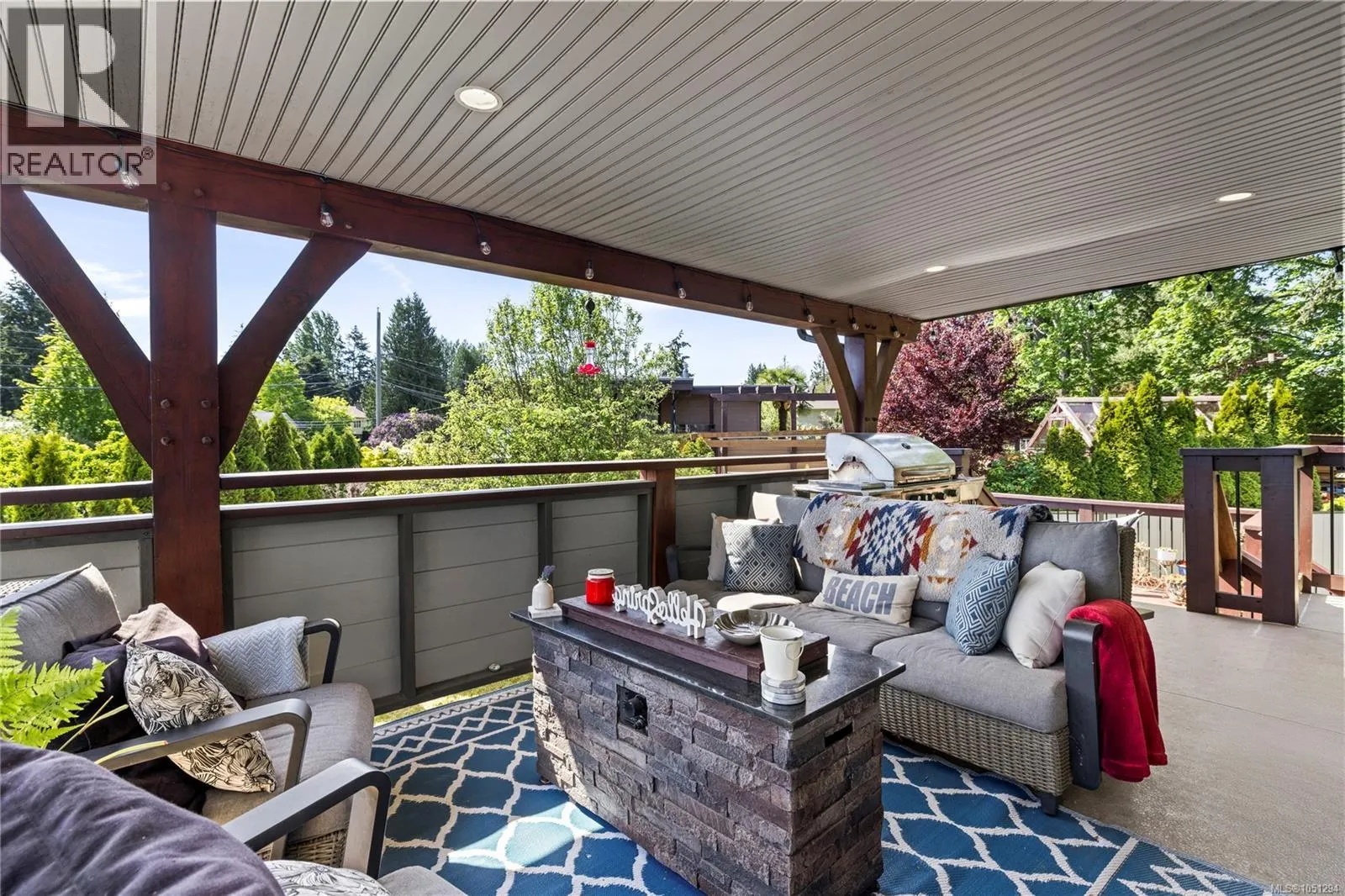 885 Glenhale Cres