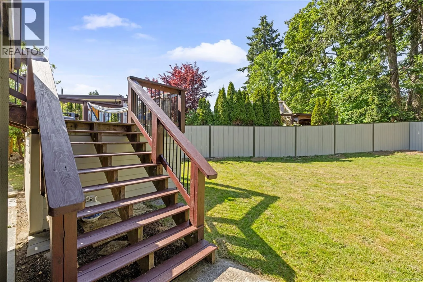 885 Glenhale Cres