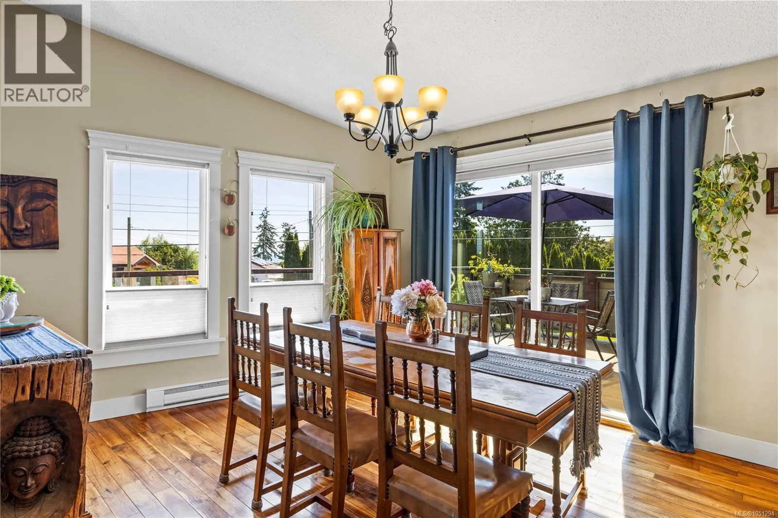 885 Glenhale Cres