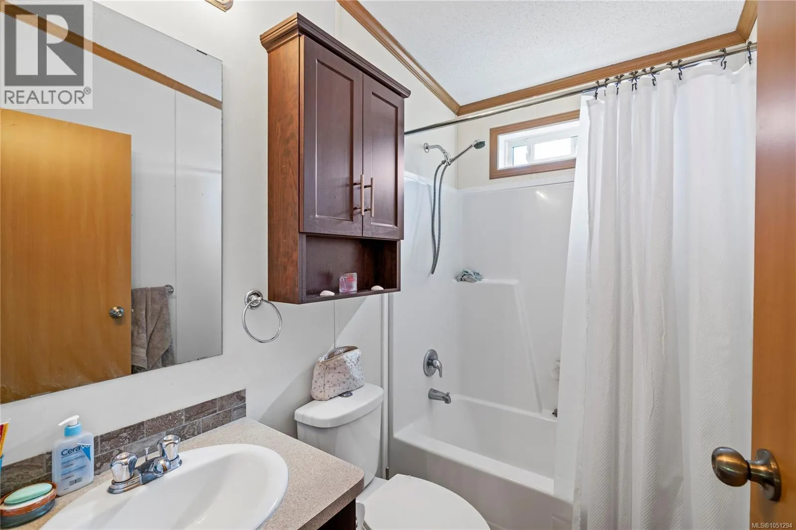 885 Glenhale Cres