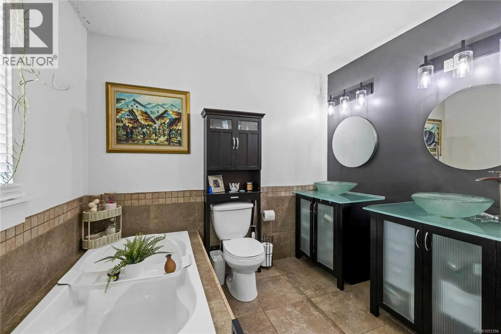 885 Glenhale Cres