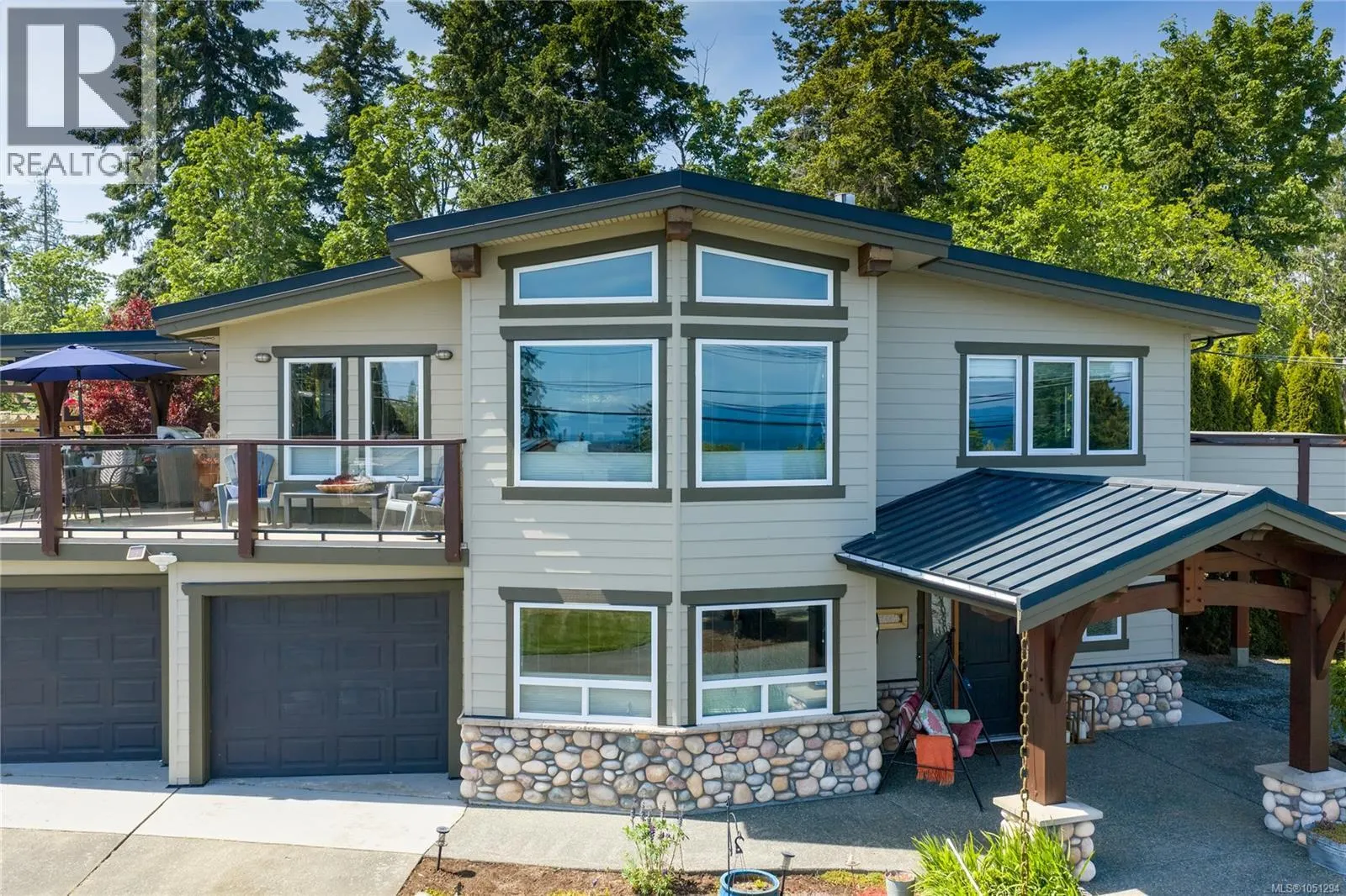 885 Glenhale Cres