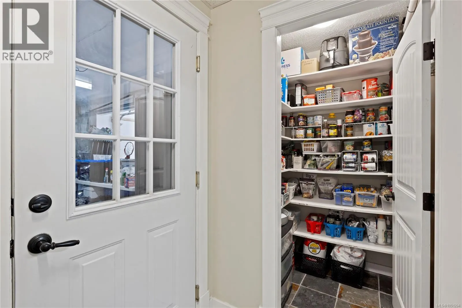 885 Glenhale Cres