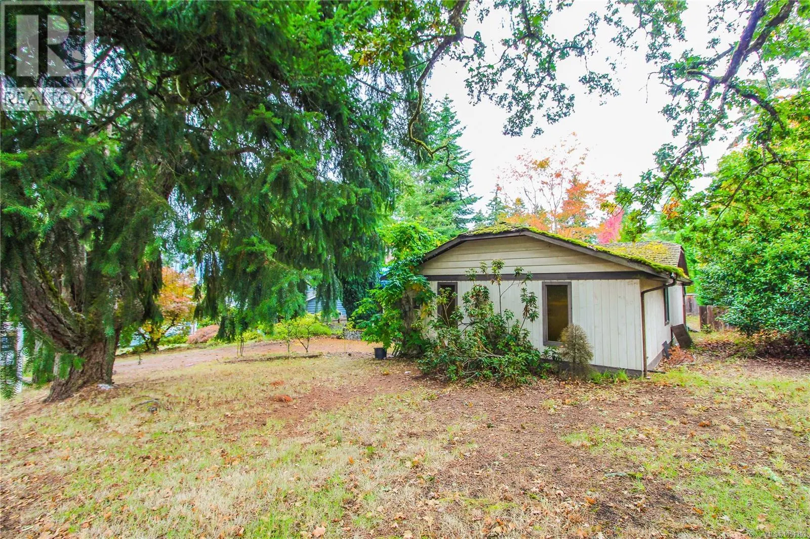1102 Marchant Rd