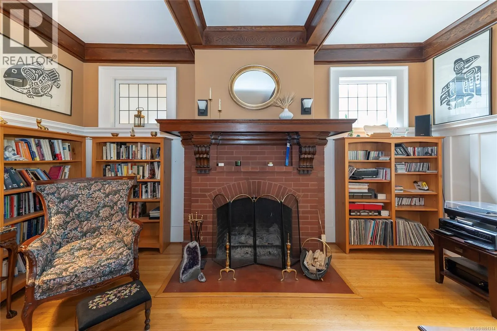 1377 Rockland Ave