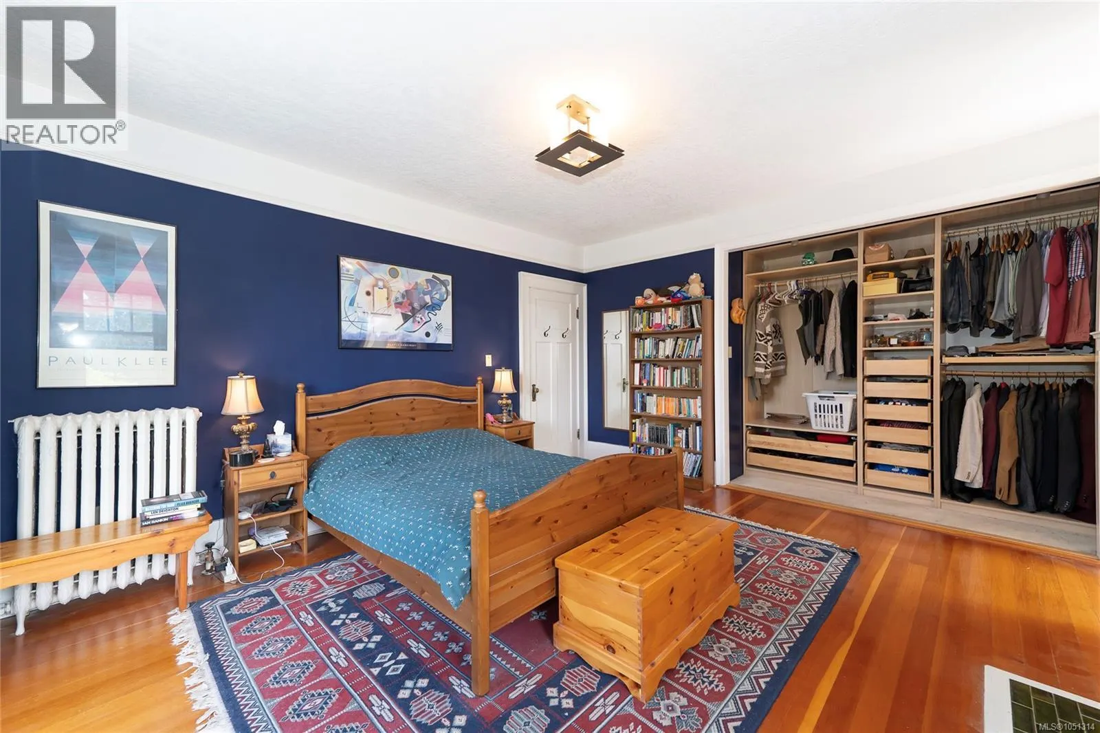 1377 Rockland Ave