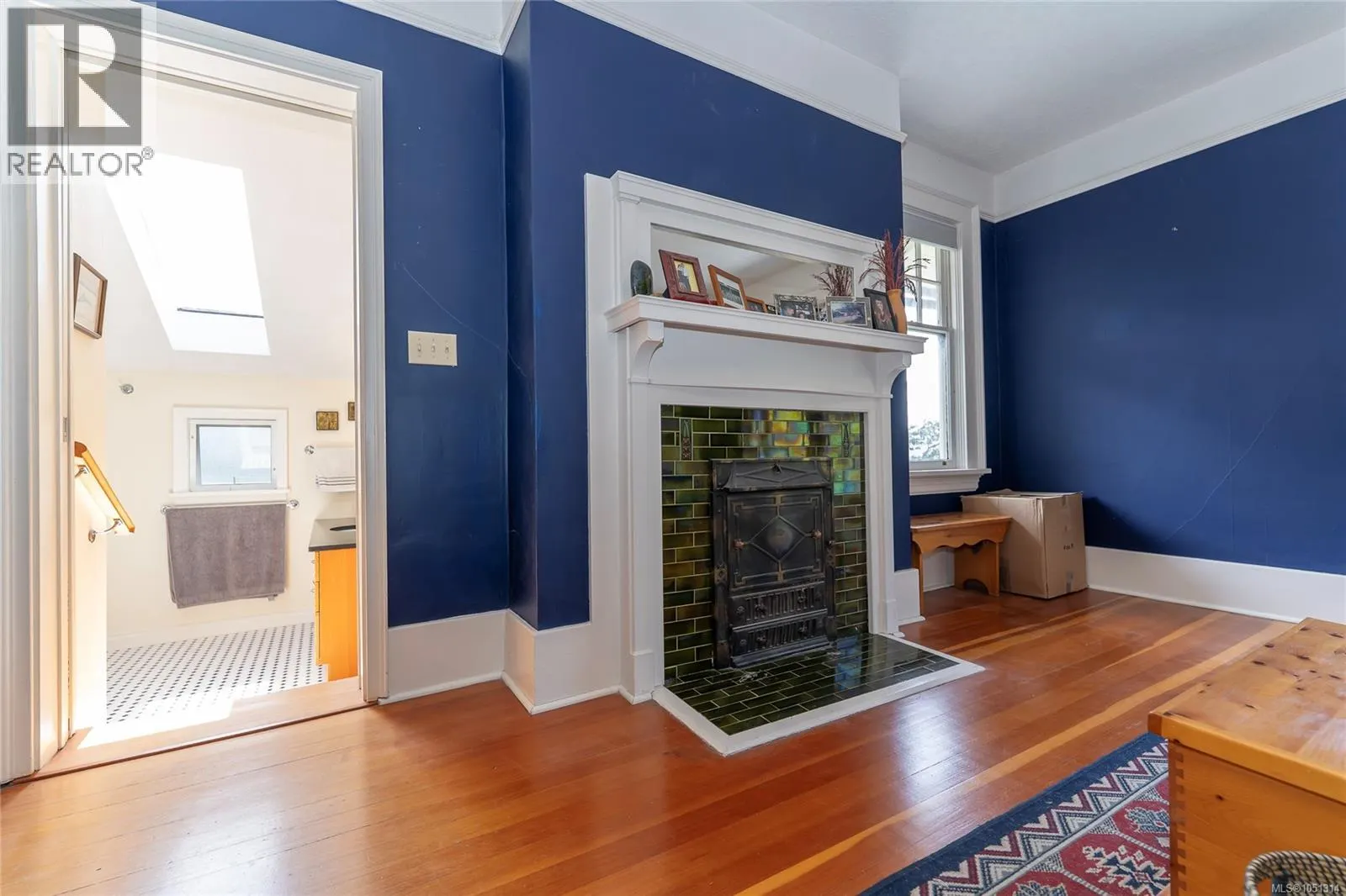 1377 Rockland Ave