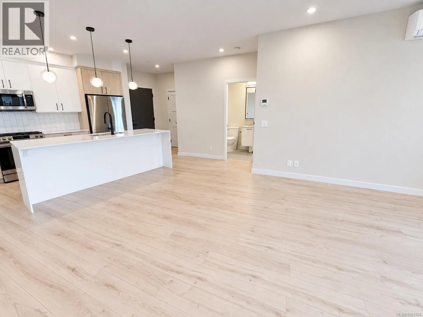 110 958 Pharoah Mews