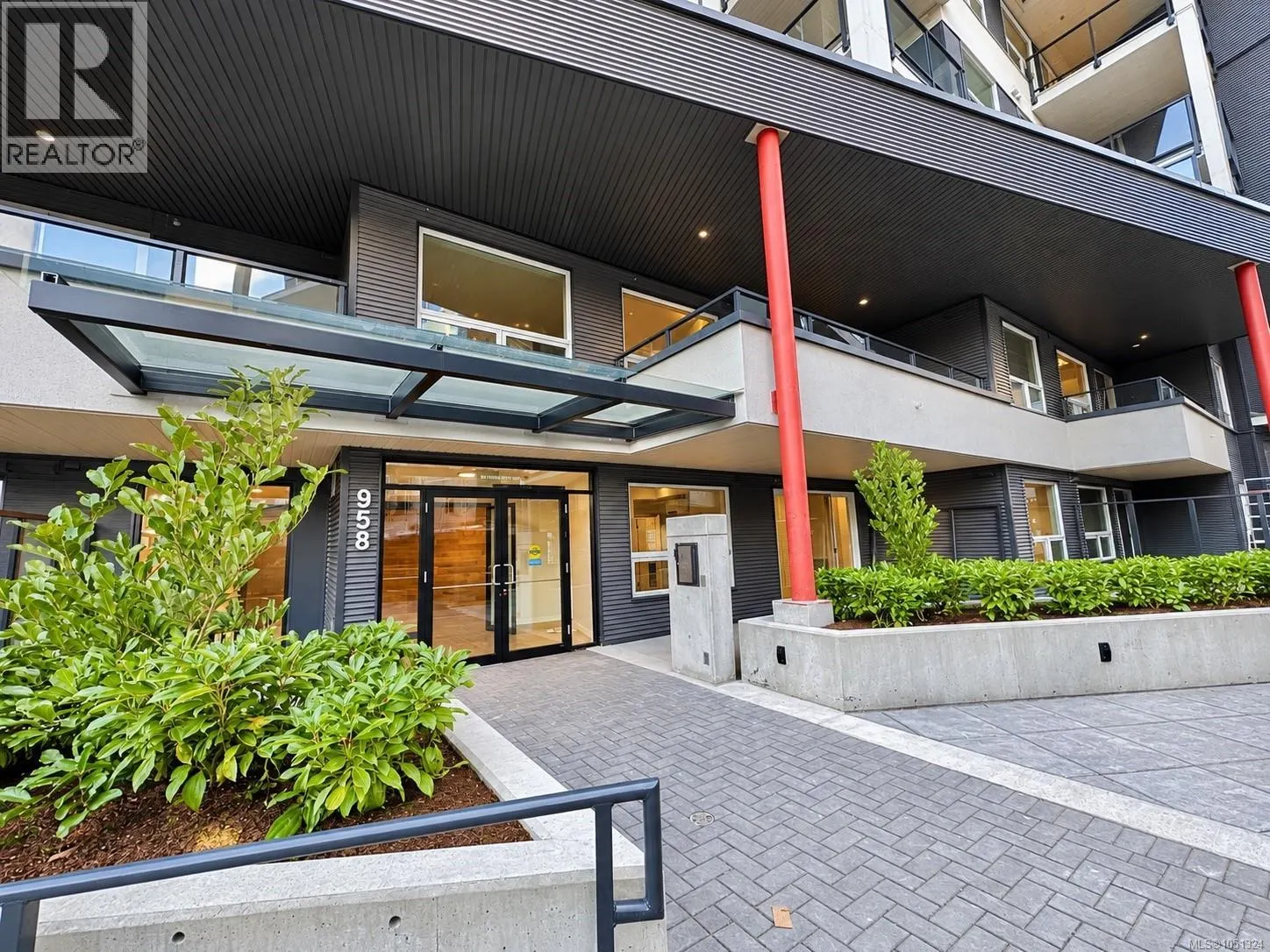 110 958 Pharoah Mews