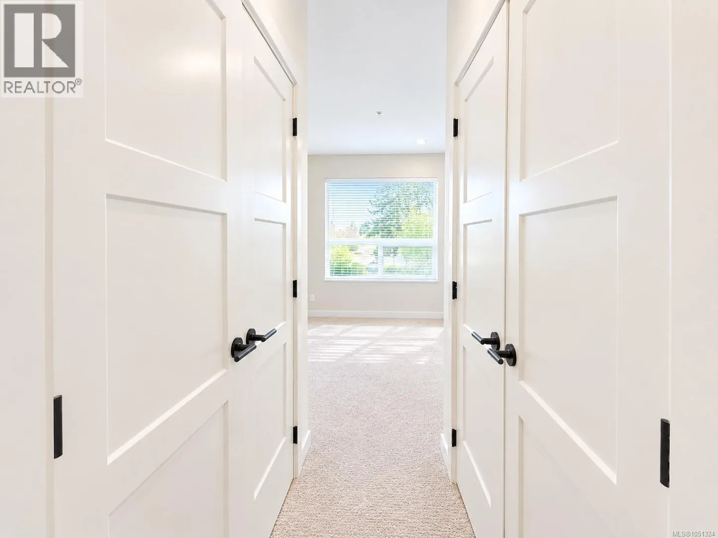 110 958 Pharoah Mews