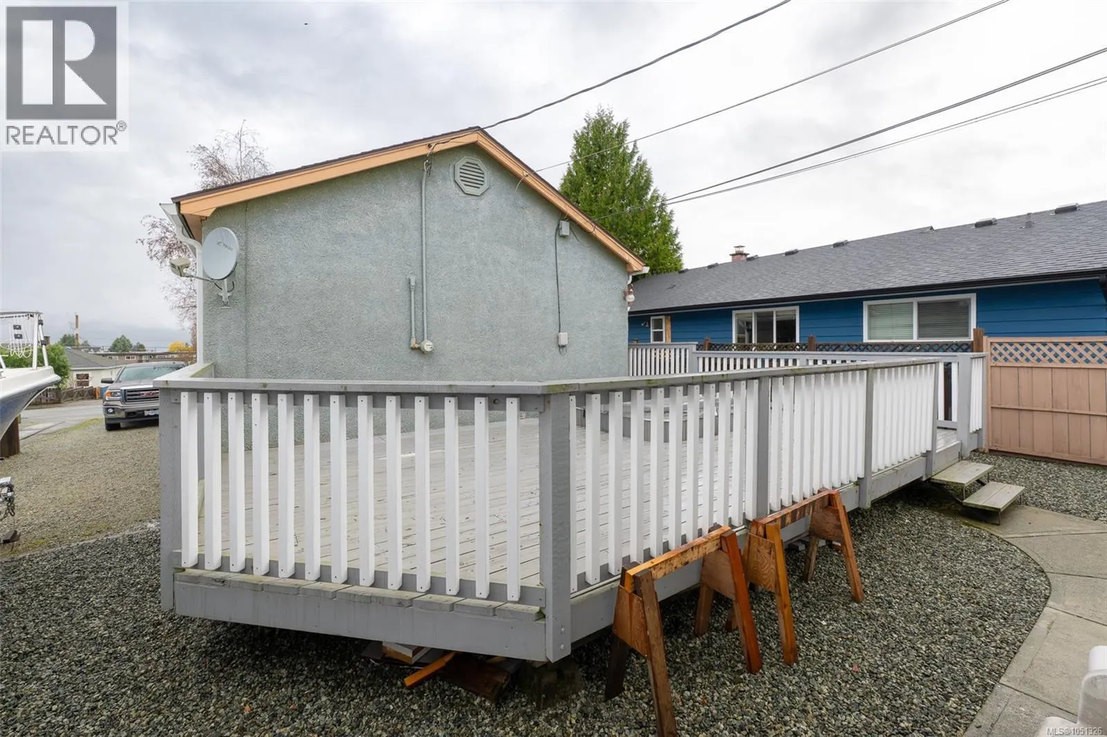 3885 14th Ave