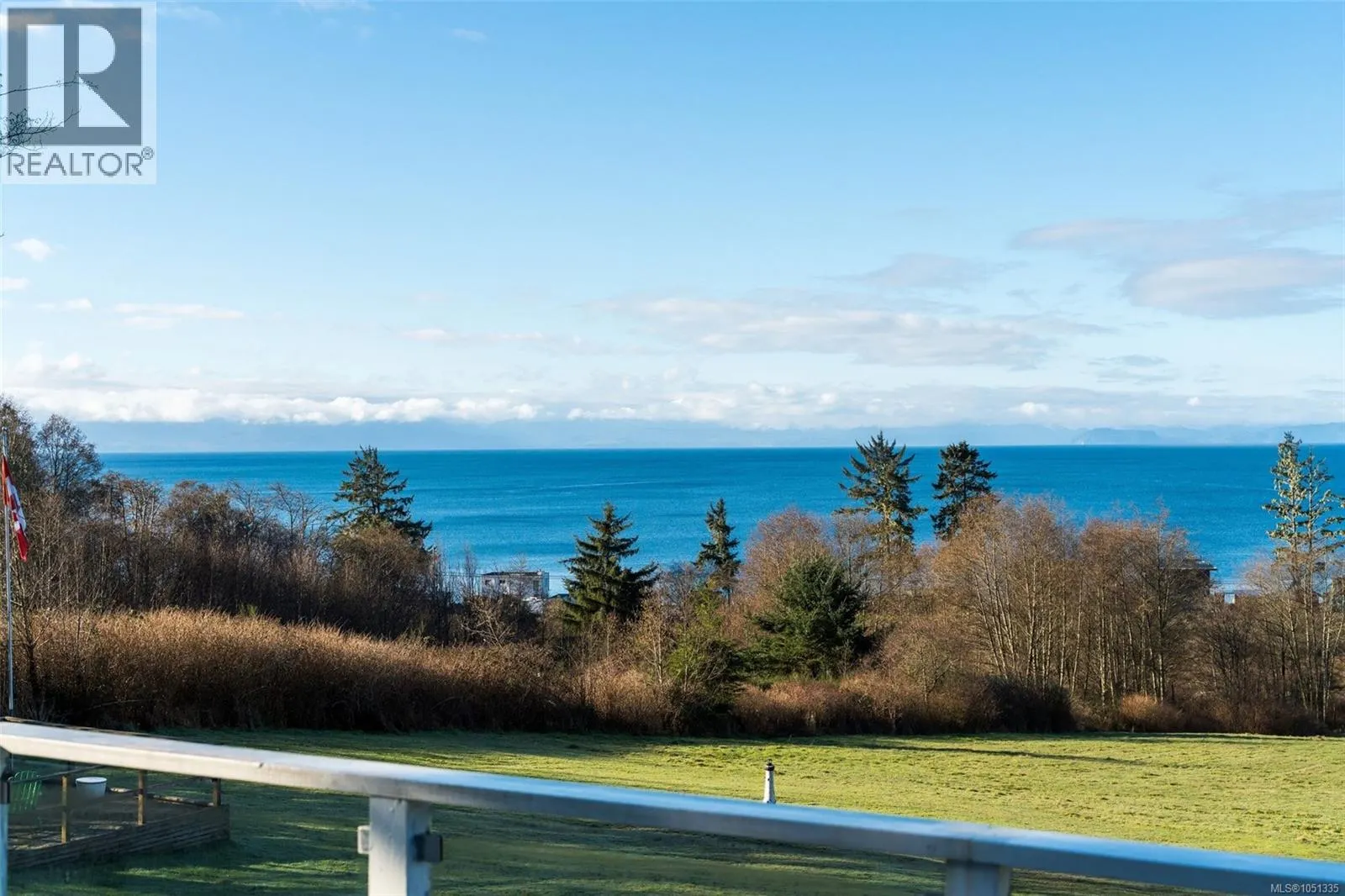 4537 Otter Point Rd