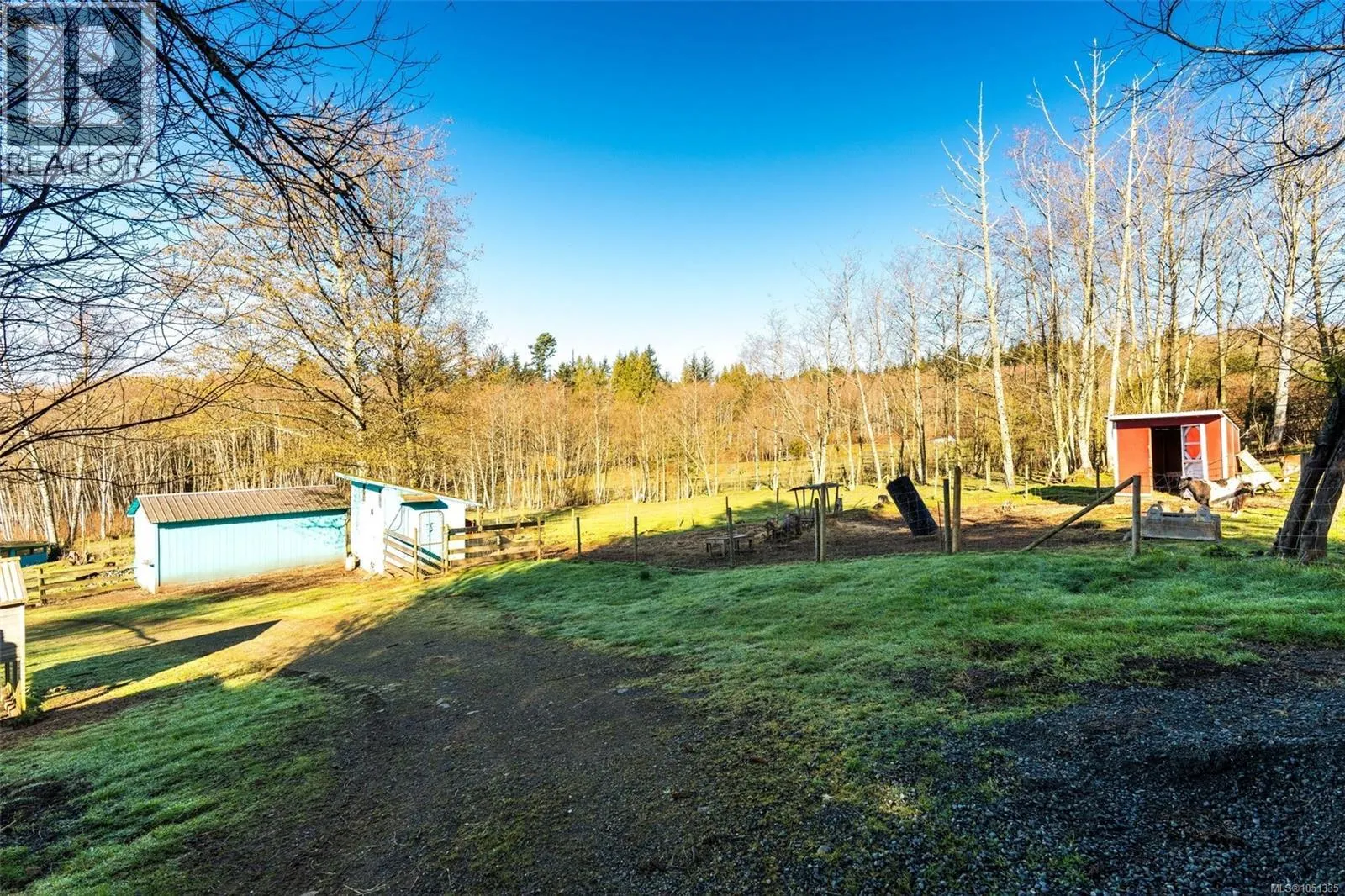 4537 Otter Point Rd