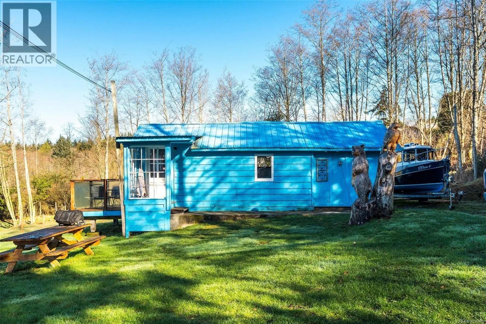 4537 Otter Point Rd