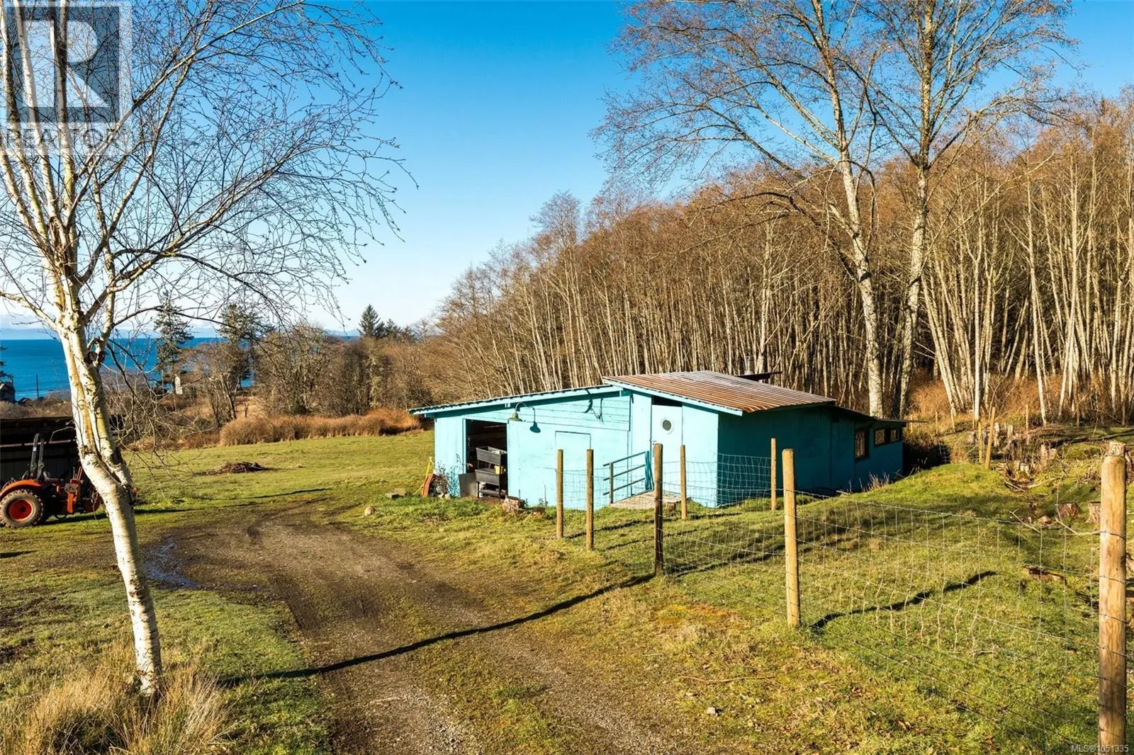 4537 Otter Point Rd
