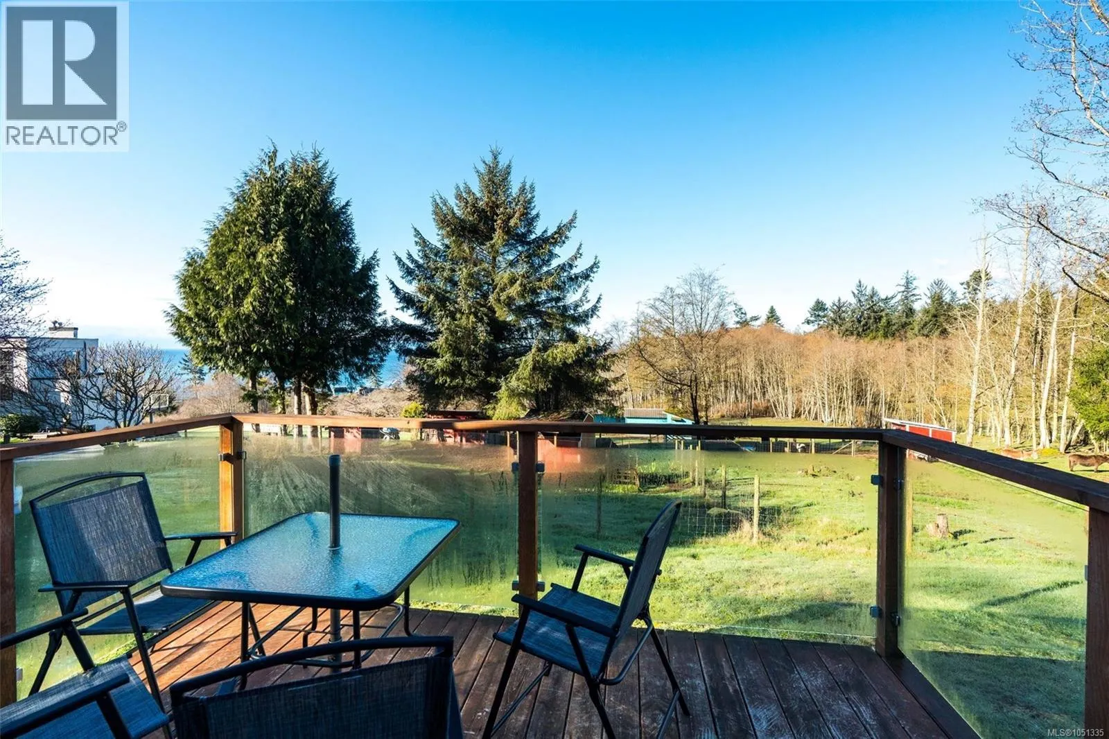 4537 Otter Point Rd