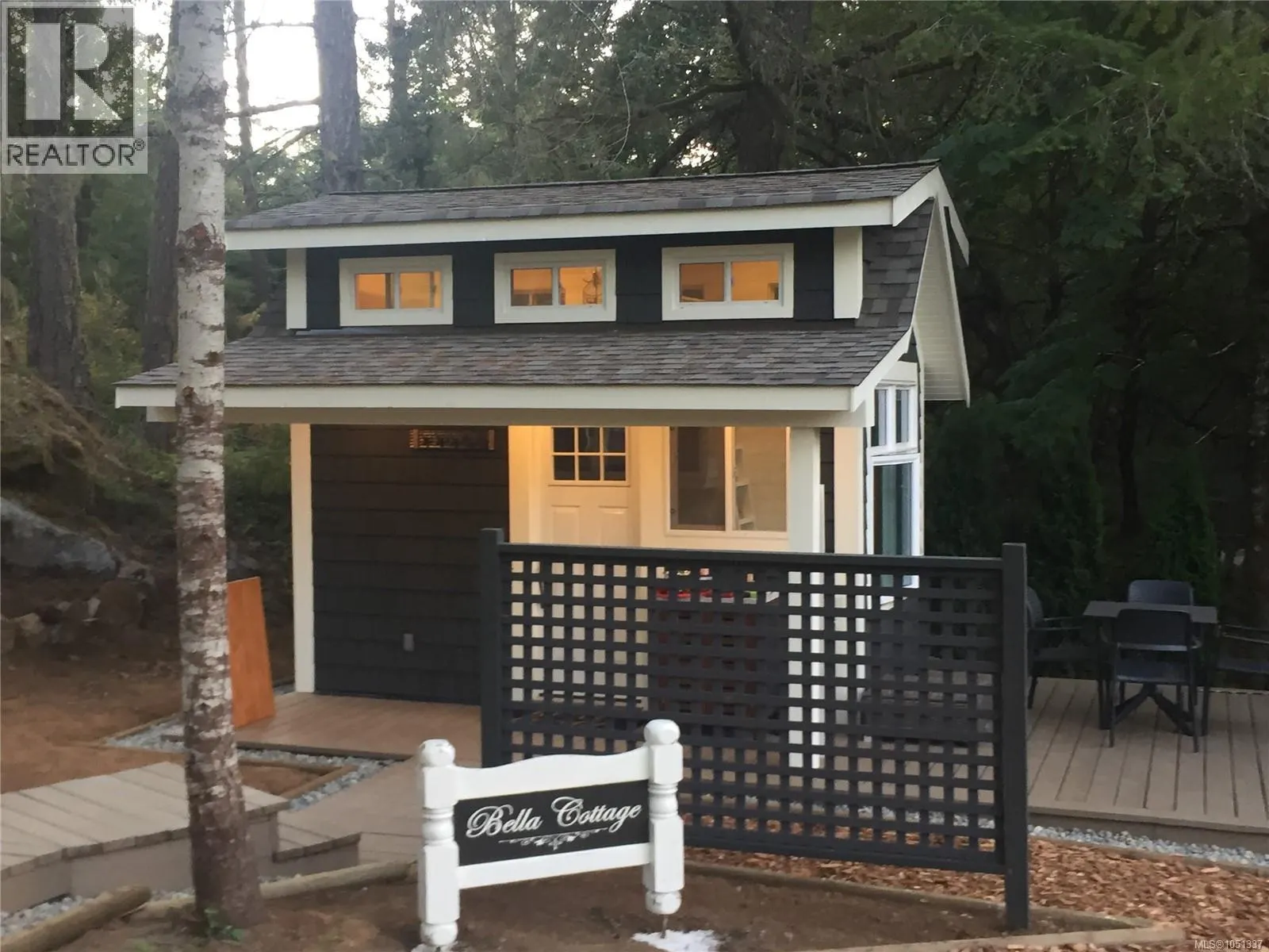 4573 Prospect Lake Rd