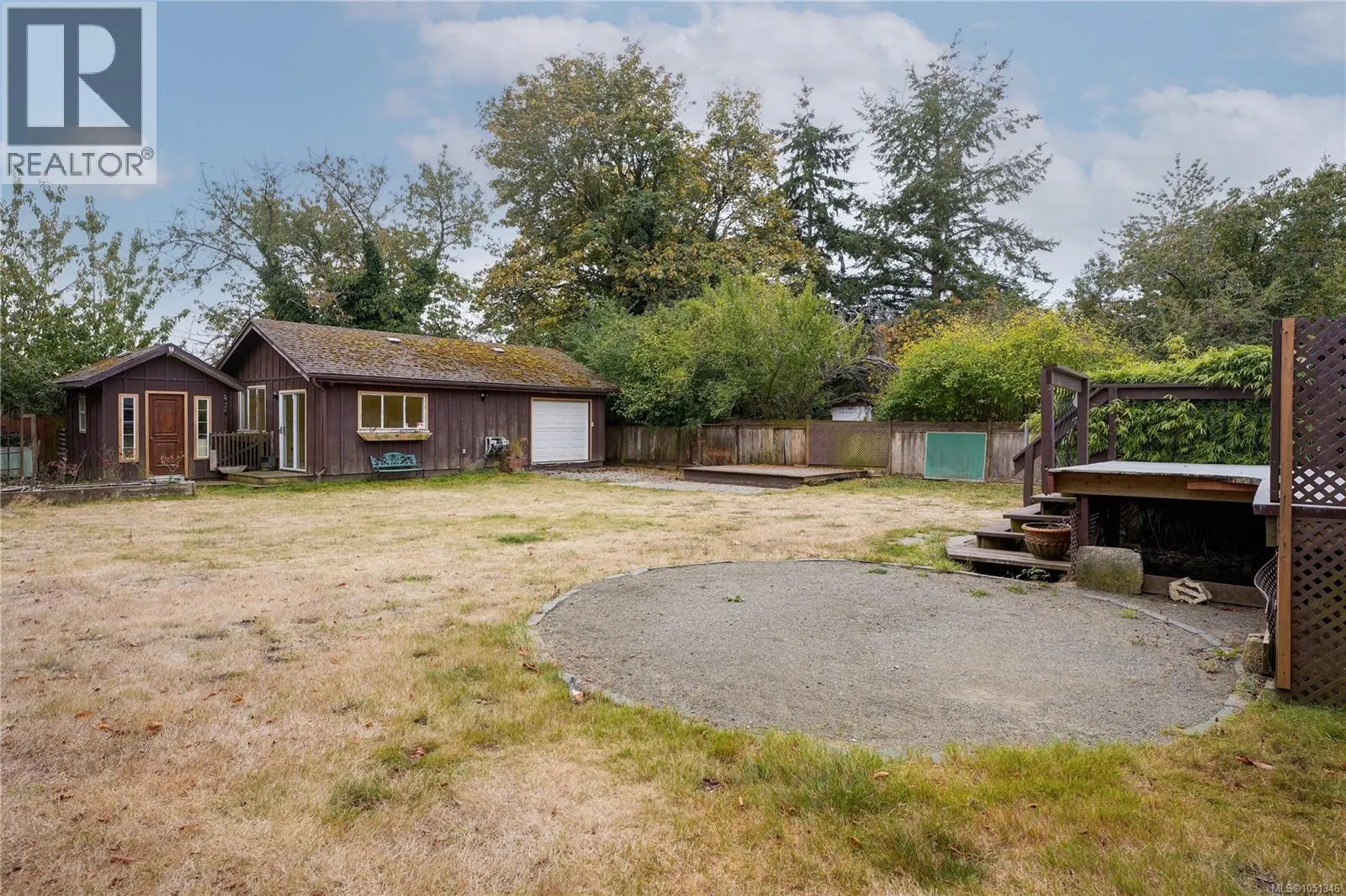 6729 Grant Rd W