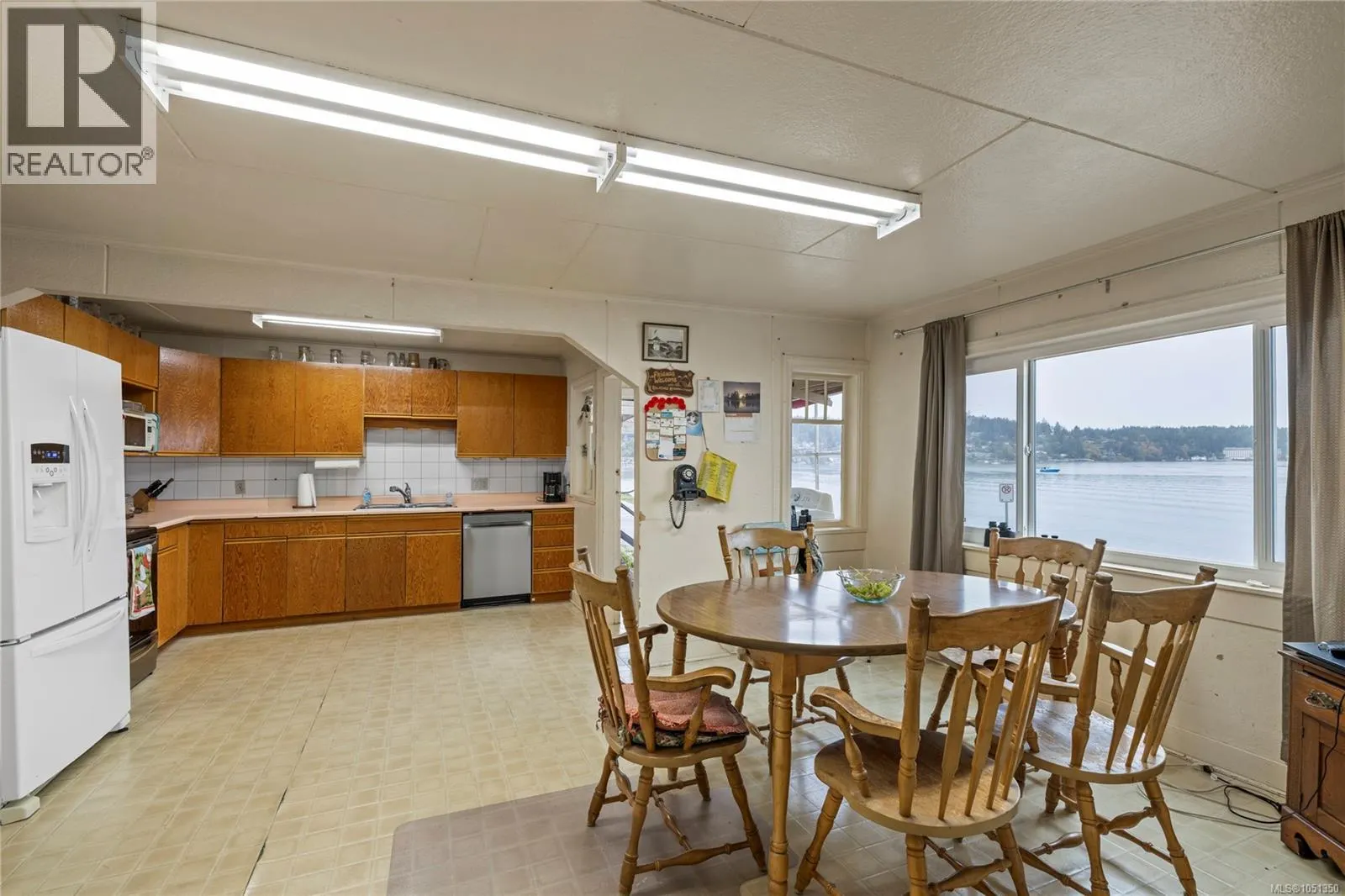 2535 Battersea Rd