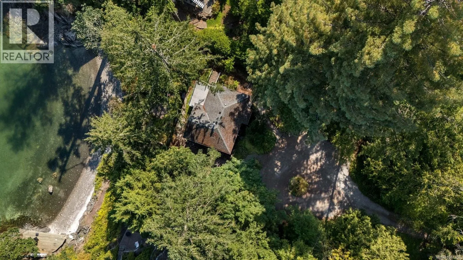389 Moses Point Rd