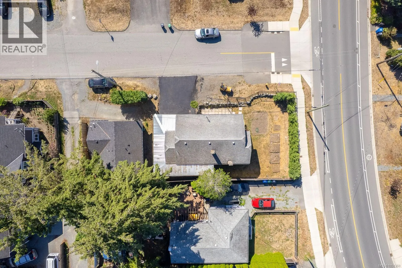 15 Fourth St