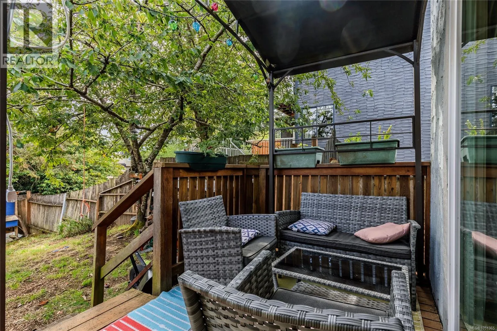 832 Holly Hill Rd