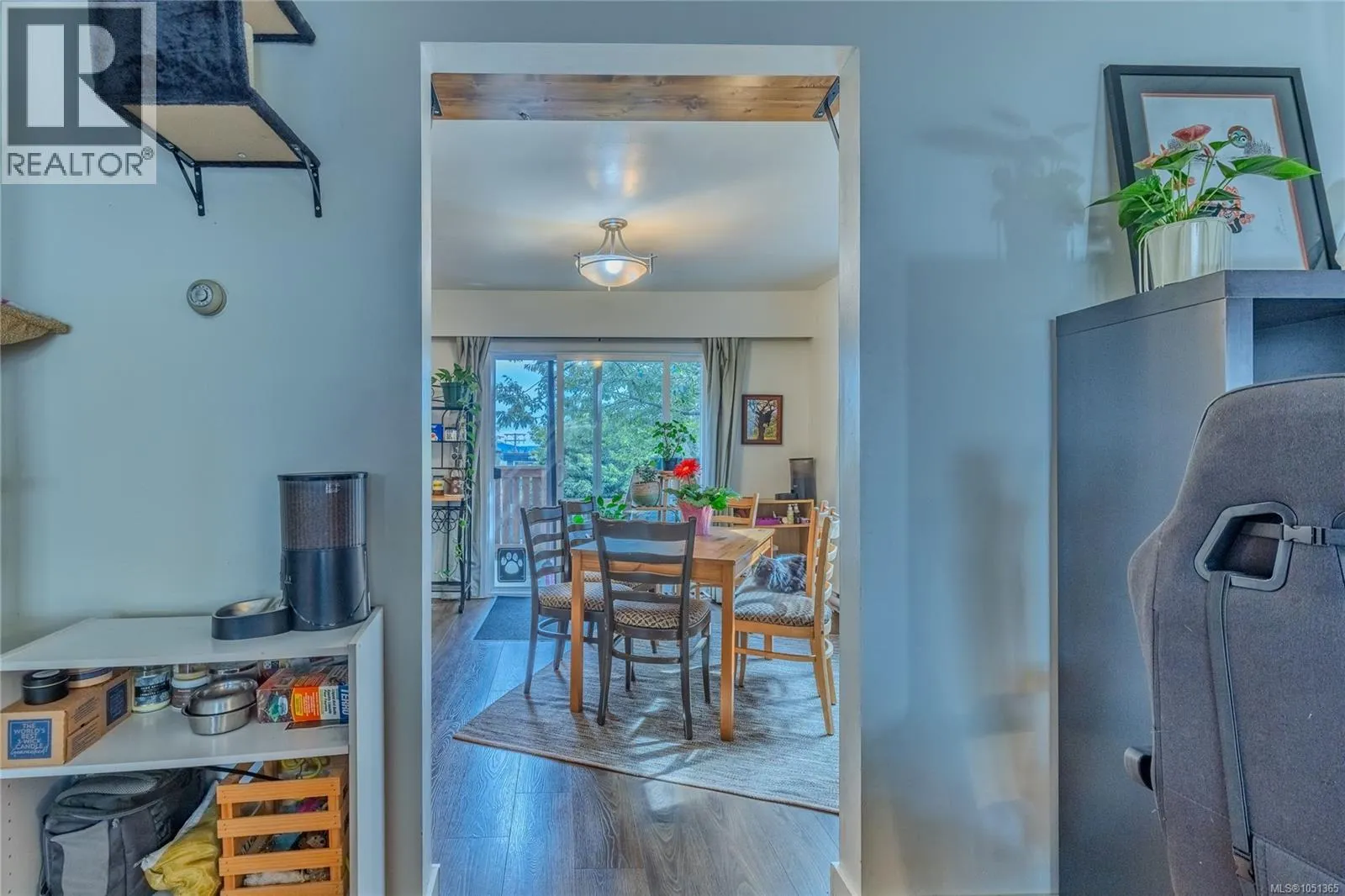 832 Holly Hill Rd