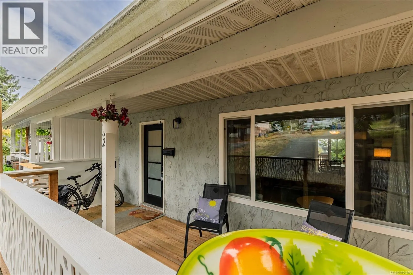832 Holly Hill Rd