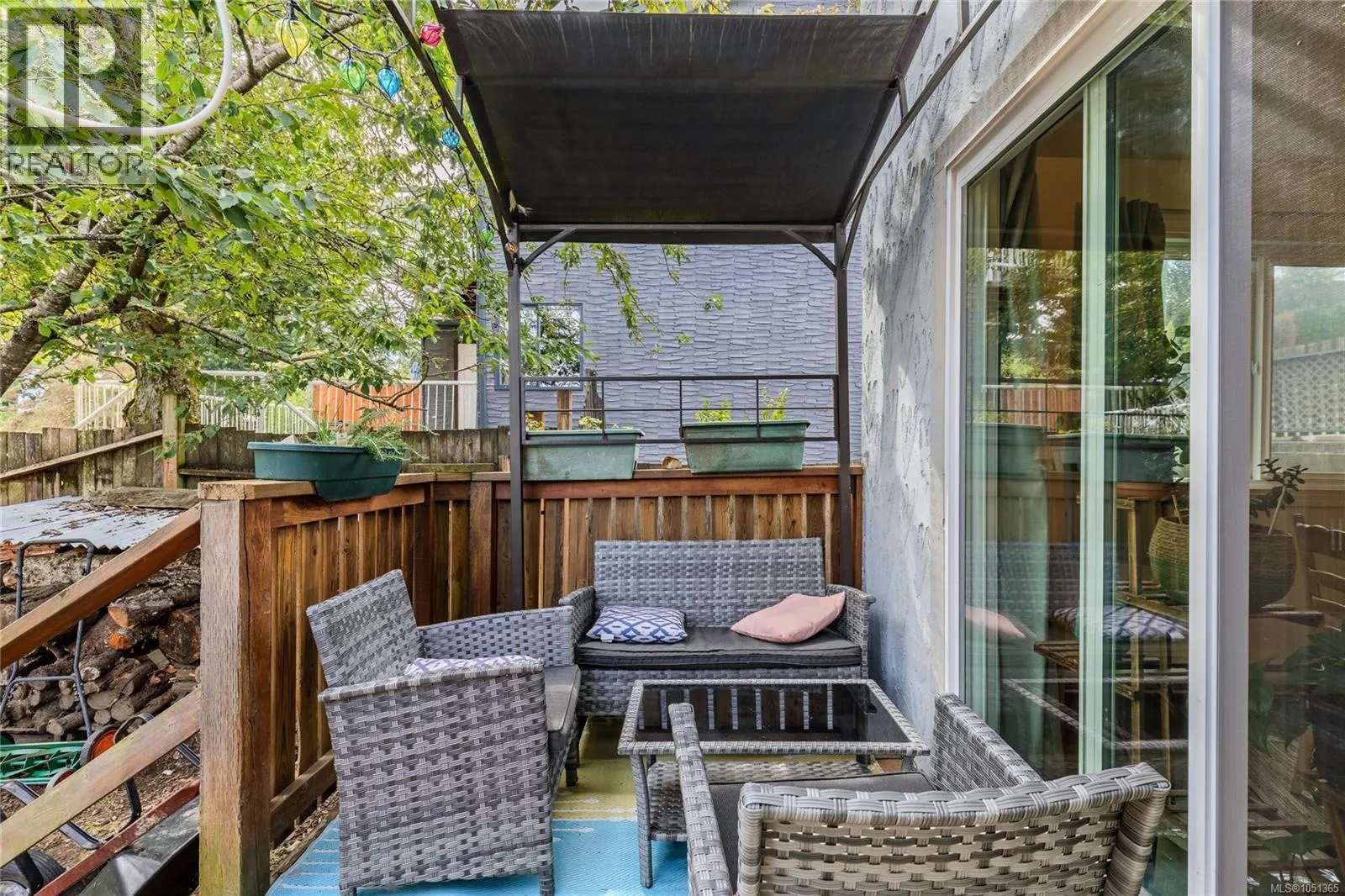 832 Holly Hill Rd