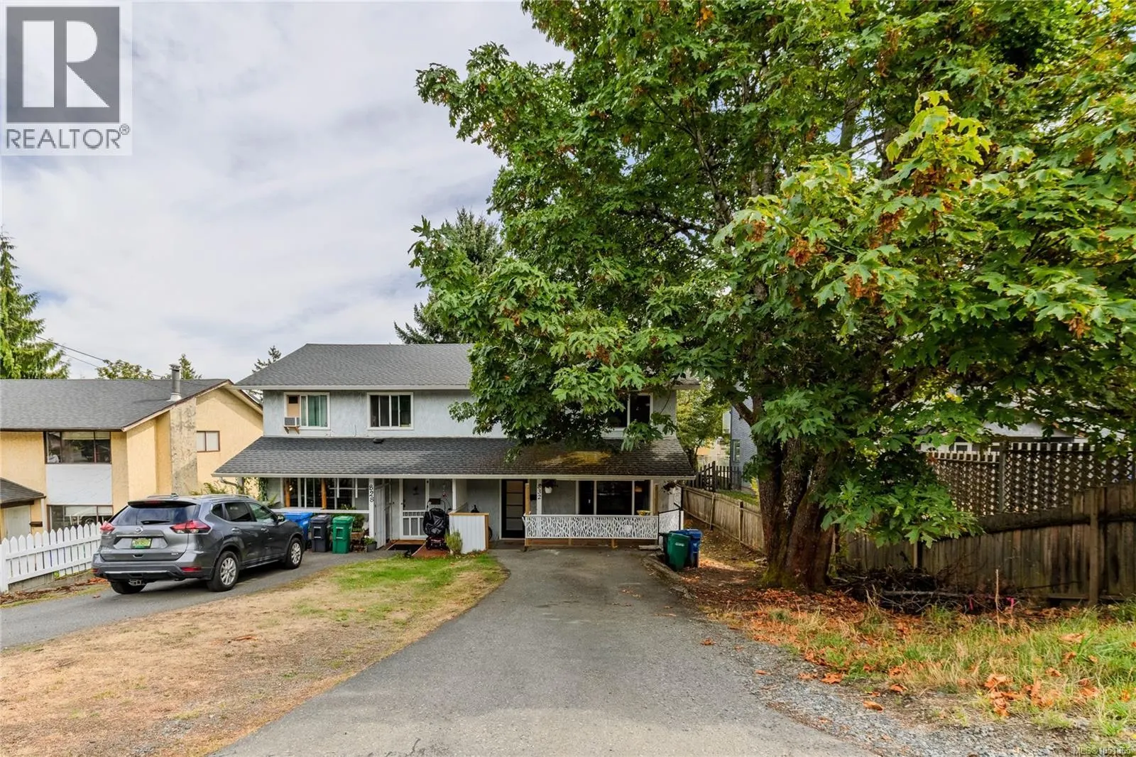 832 Holly Hill Rd