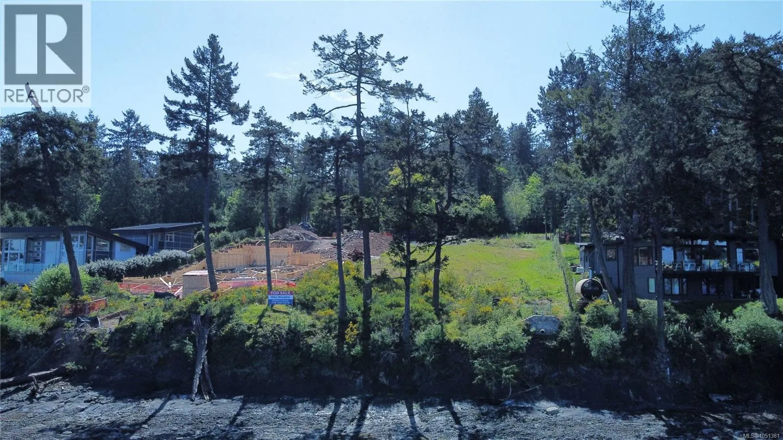 760 Lands End Rd