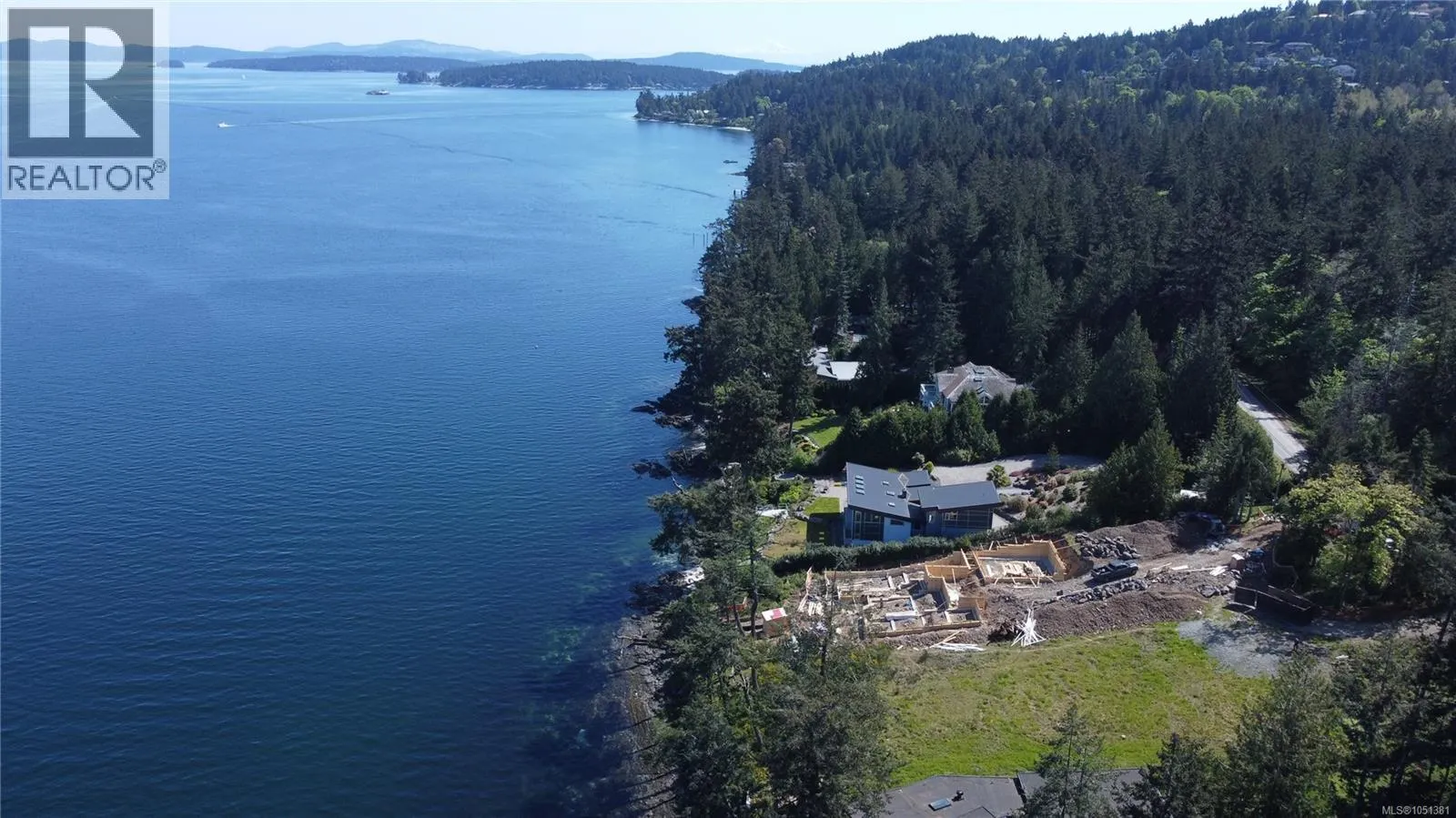 760 Lands End Rd