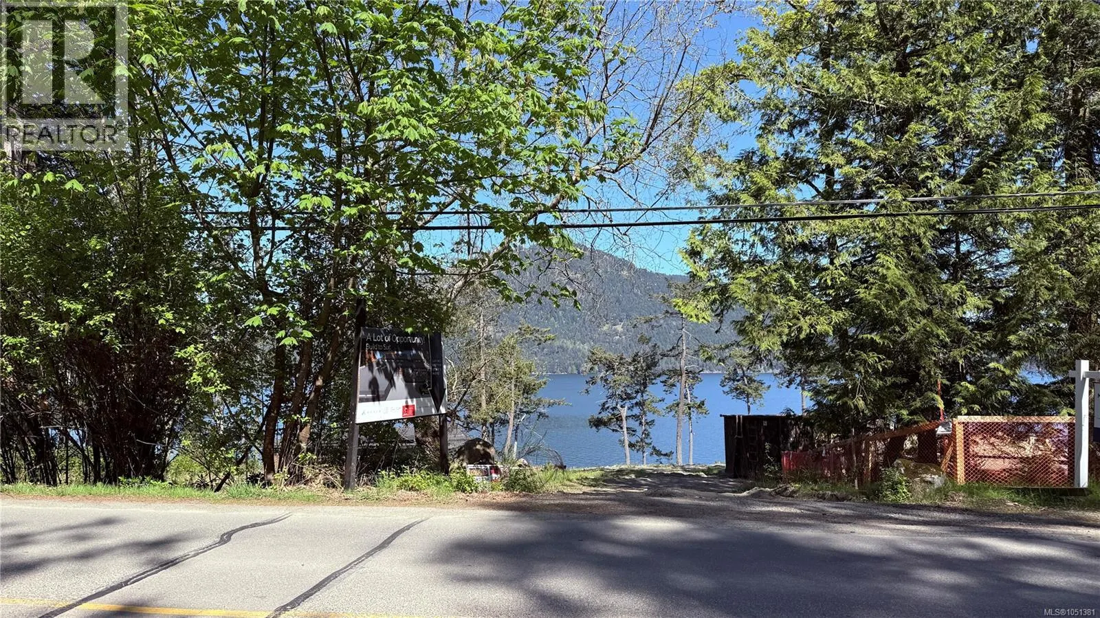 760 Lands End Rd