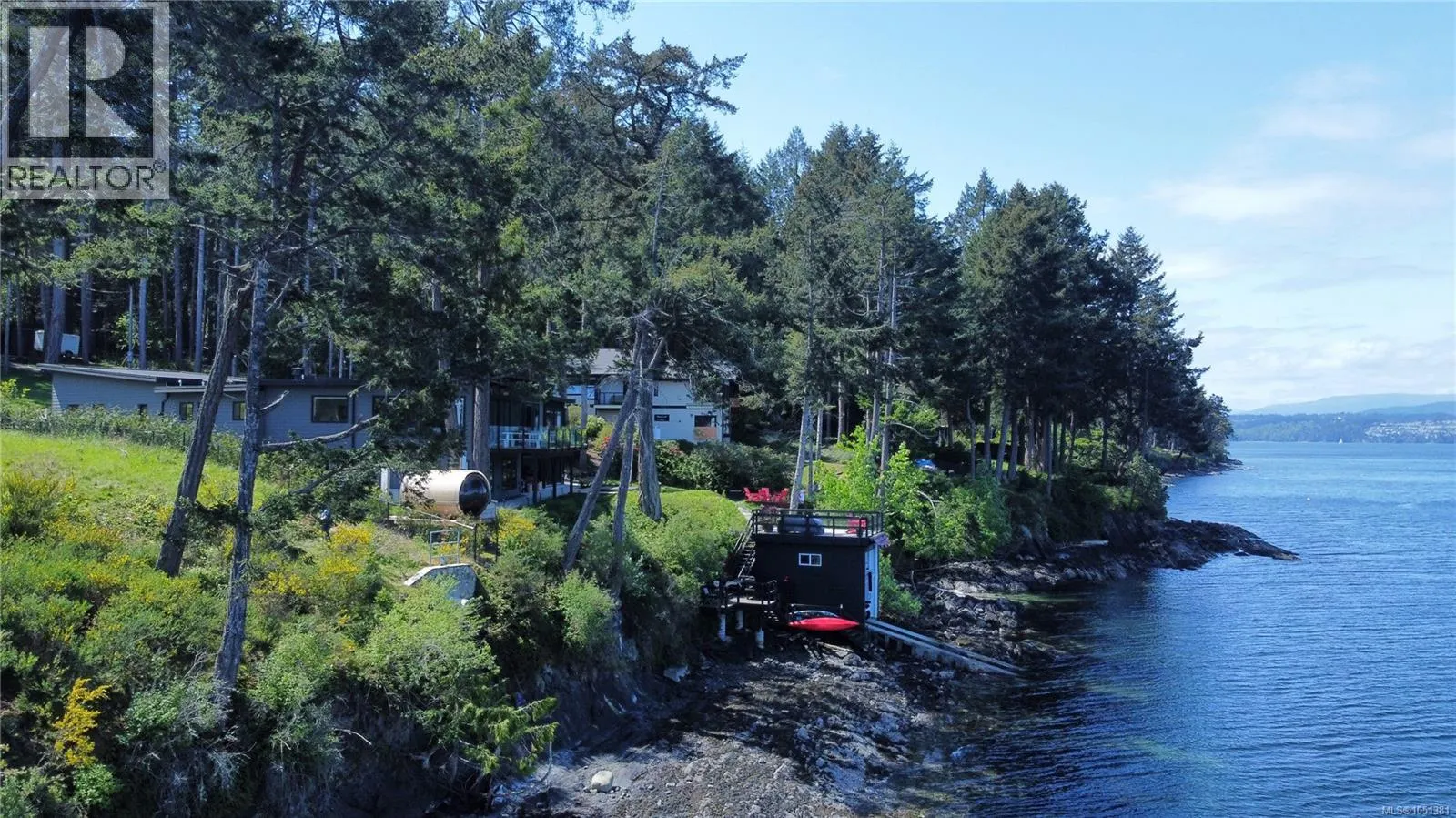 760 Lands End Rd