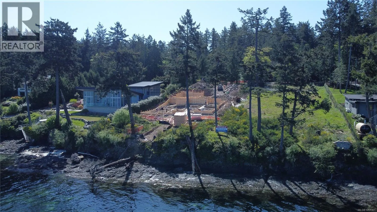 760 Lands End Rd