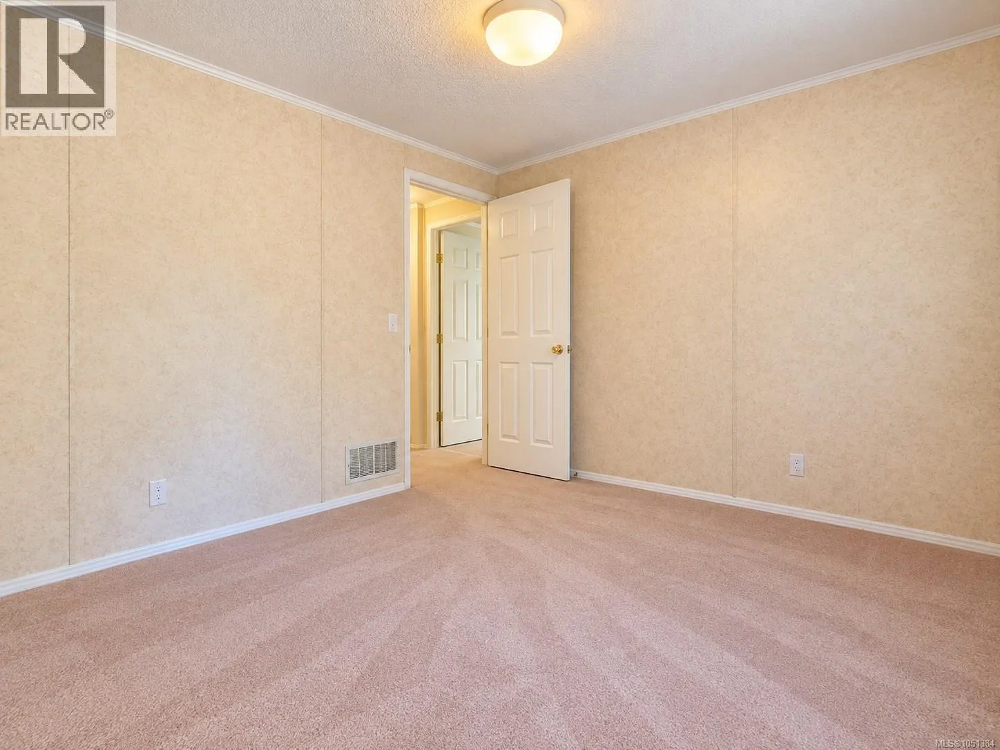 23 6820 Parklands Pl