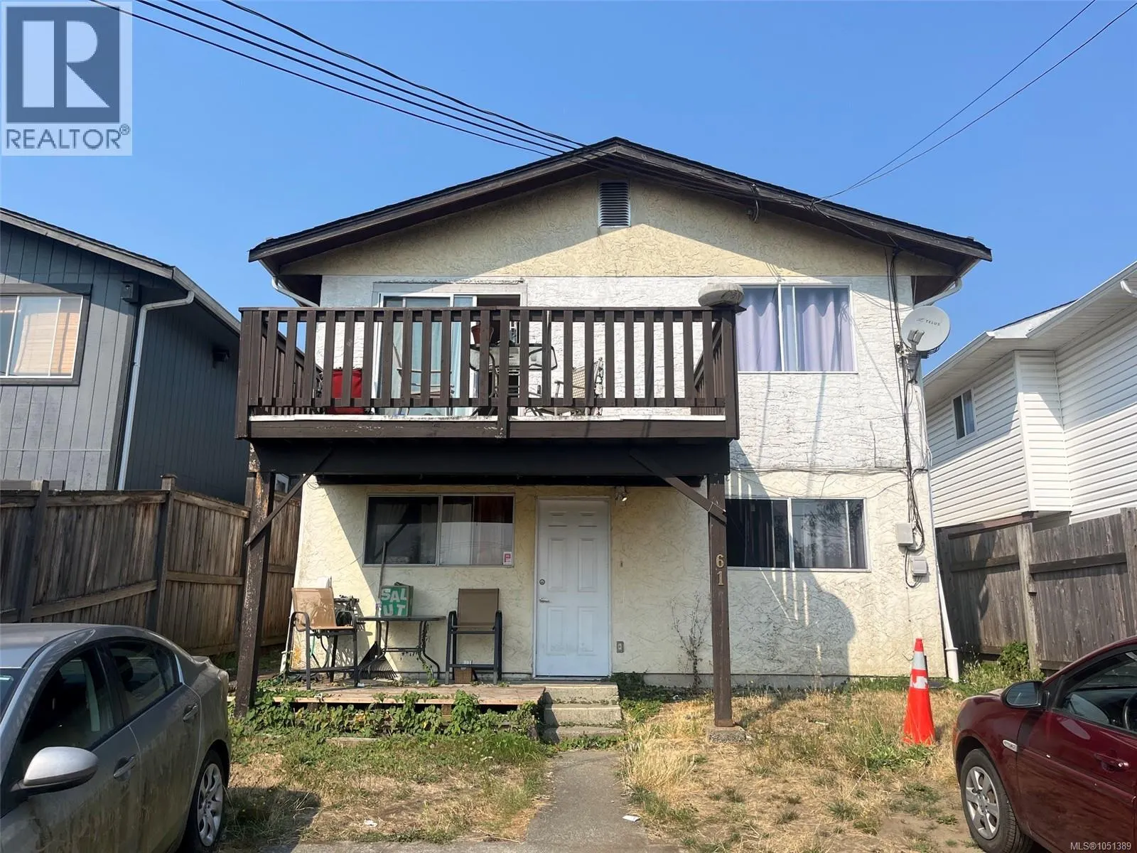61 View St