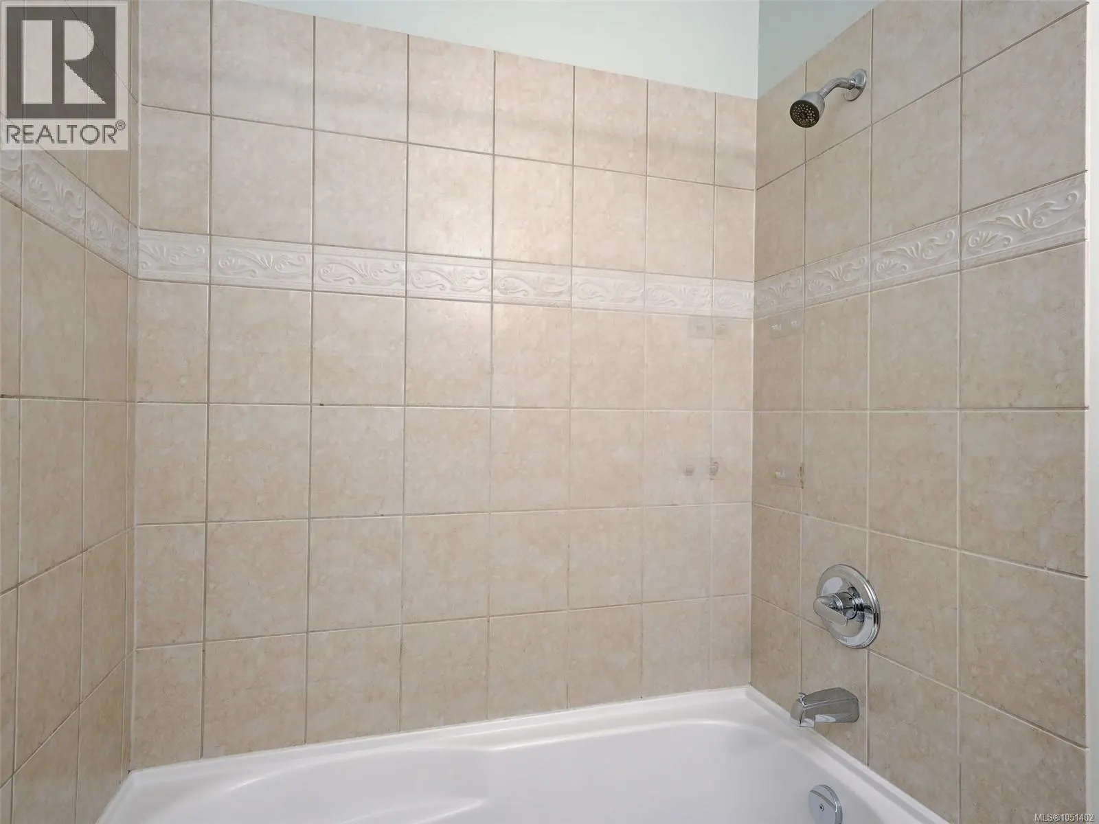 407 1156 Colville Rd