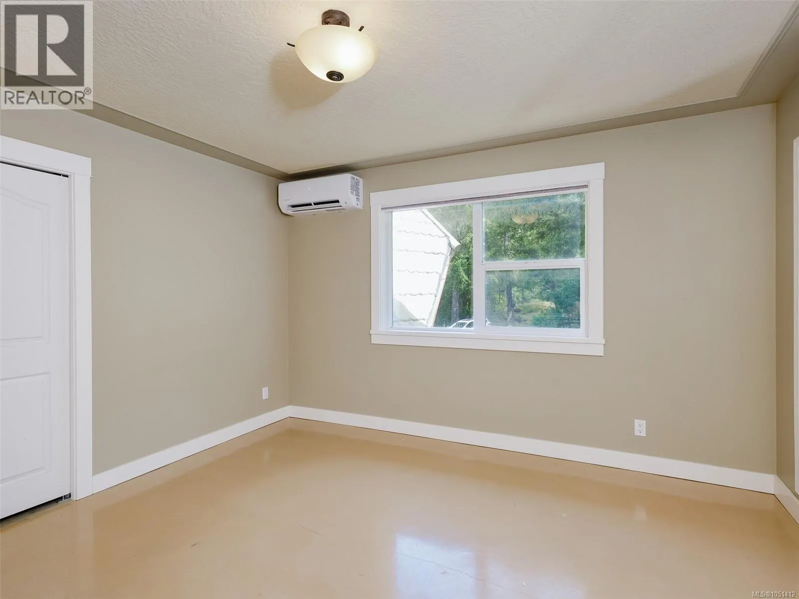 560 Wilderness Pl