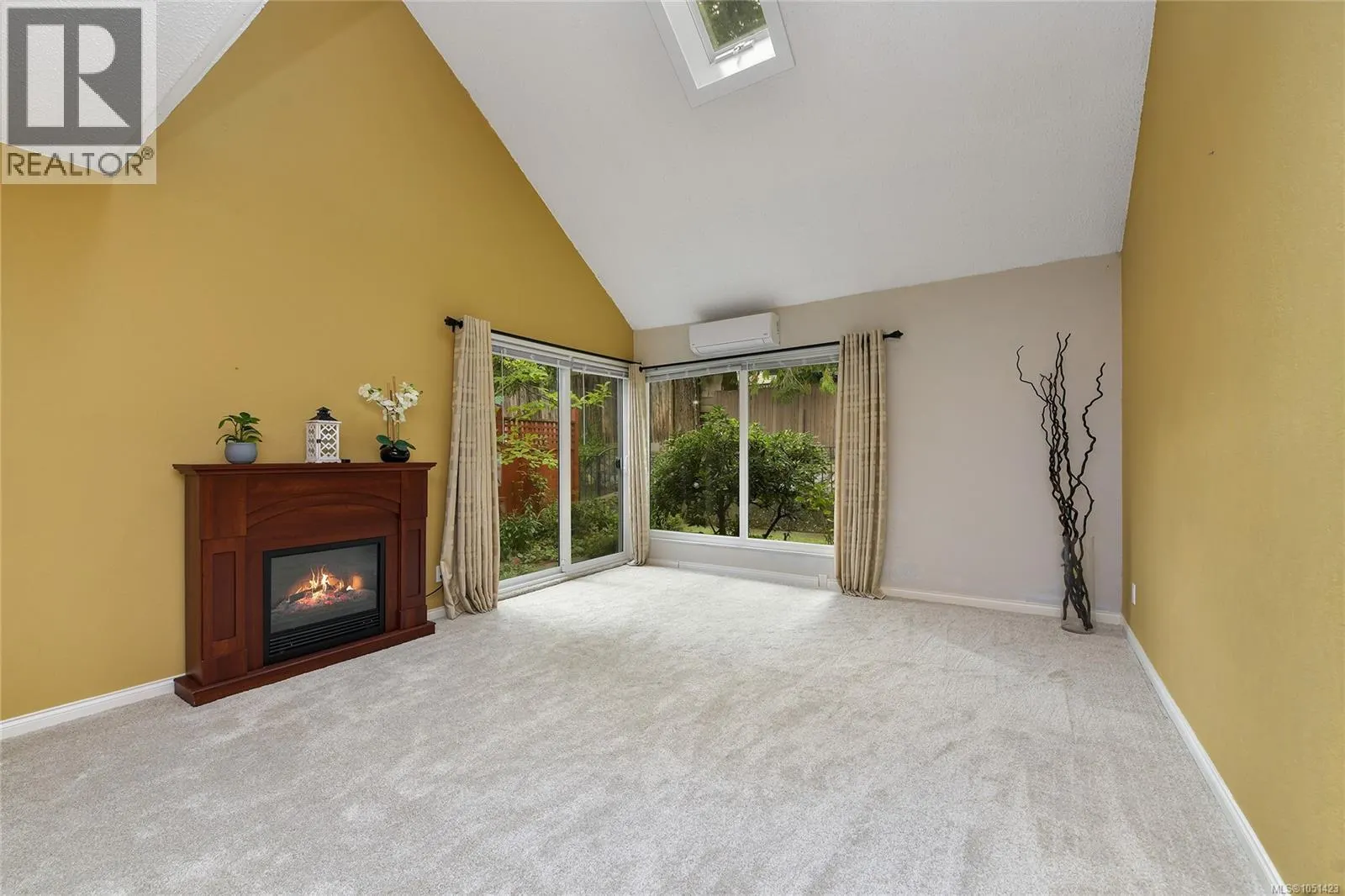 2310 Fernwood Rd