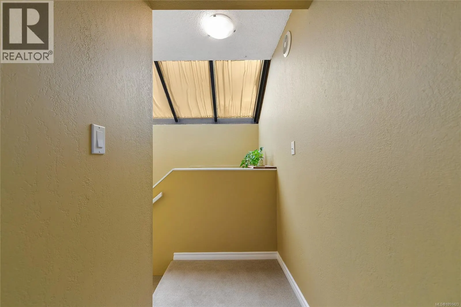 2310 Fernwood Rd